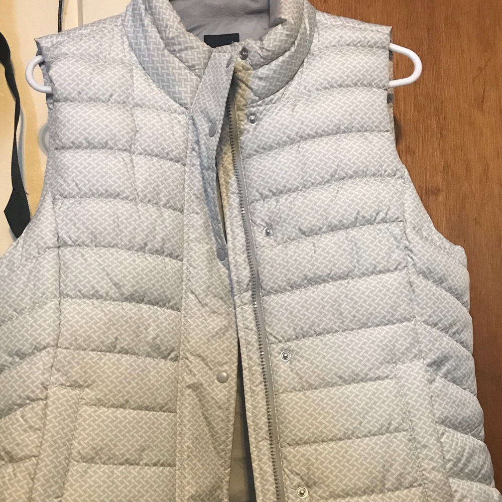 Gap Vest